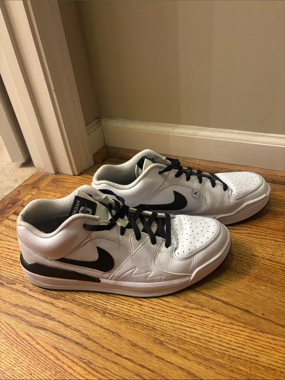 Jordan Men's Low-Top Sneakers in White and Black